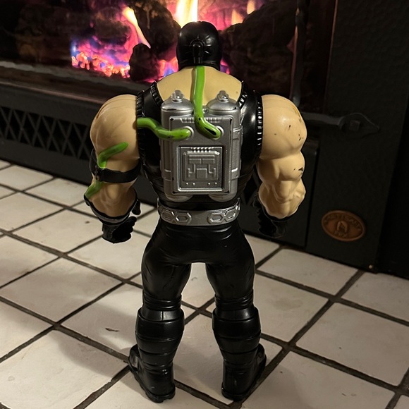 Bane Action Figure 12”
Great price as this same figure is listed from $18-25 - Picture 2 of 4